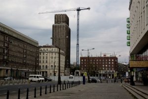 żuraw wieżowy Warszawa